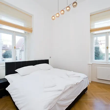 Modern Všehrdova