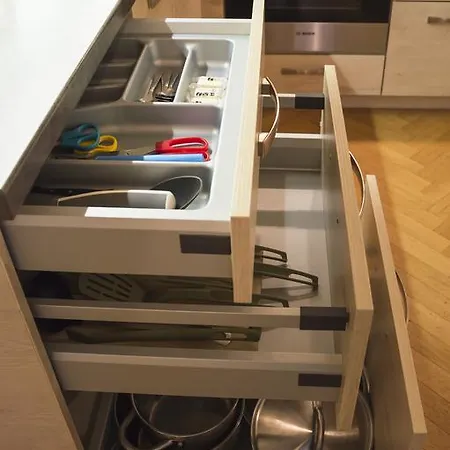 Apartament Modern Vsehrdova *