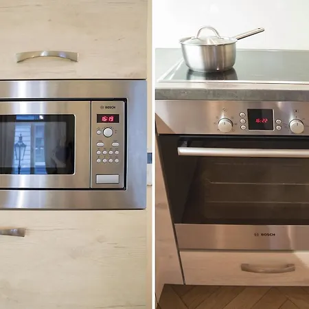 Modern Vsehrdova Apartman Prága