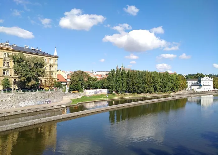 Modern Vsehrdova Appartement Prague