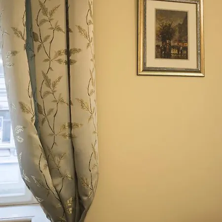 Modern Všehrdova Apartmán Praha